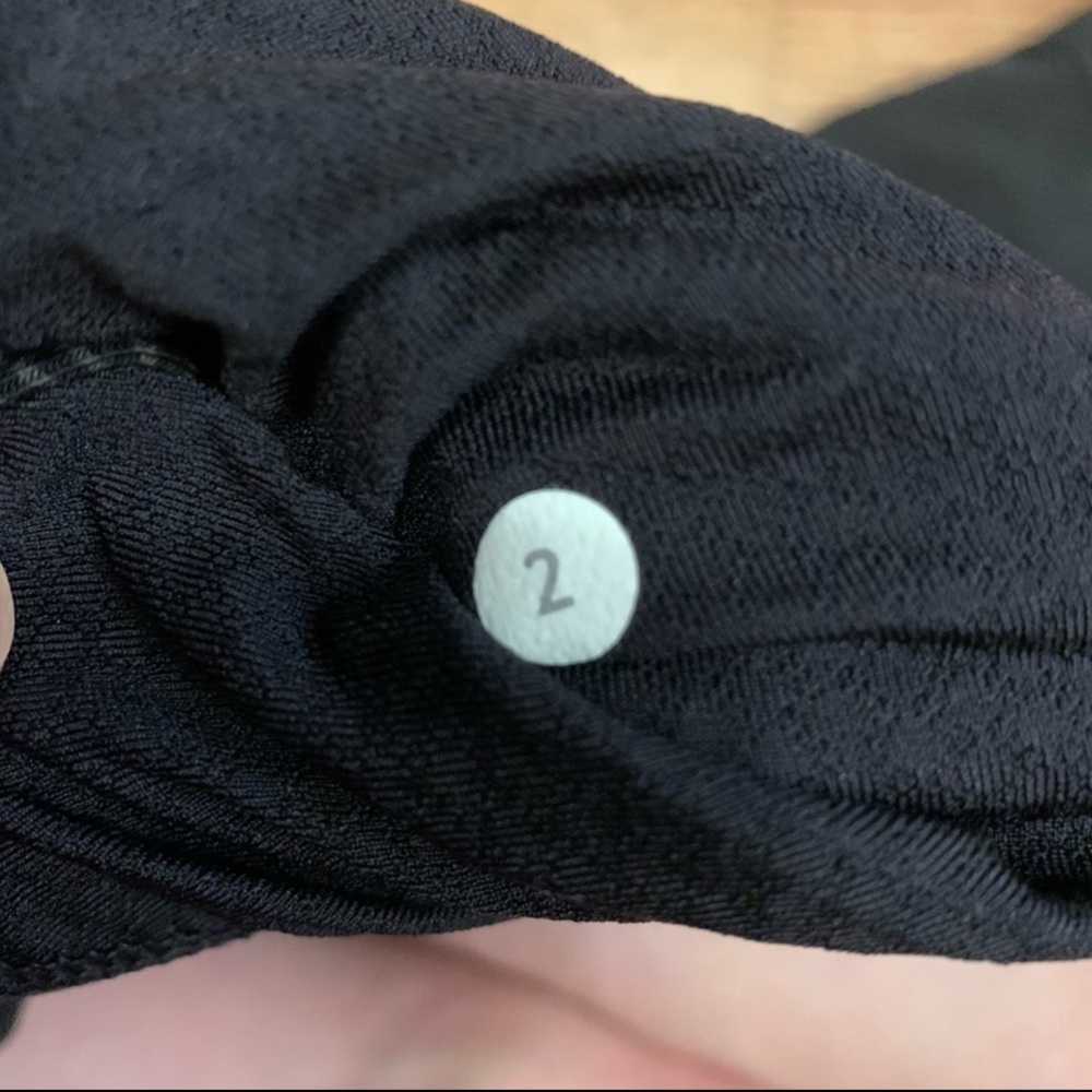 Lululemon jacket - Picture 5 of 8
